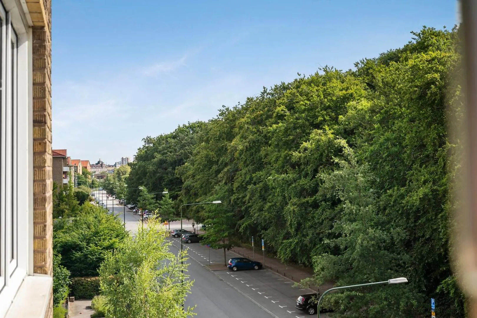 Luxurious 5-Room Apartment Within Walking Distance To Malmoe Downtown Sweden